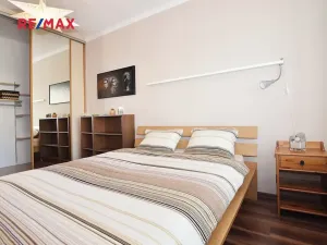 Pronájem bytu 2+kk, Praha - Košíře, Plzeňská, 41 m2