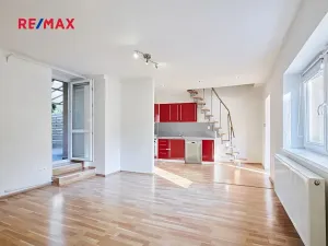 Prodej rodinného domu, Praha - Uhříněves, V kuťatech, 78 m2