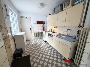 Prodej rodinného domu, Vědomice, 259 m2