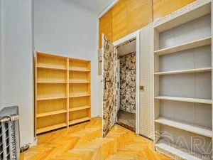 Prodej bytu 4+1, Praha - Malá Strana, Malostranské náměstí, 91 m2