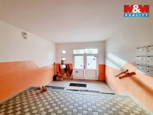 Pronájem bytu 3+1, Karlovy Vary, Budovatelů, 72 m2