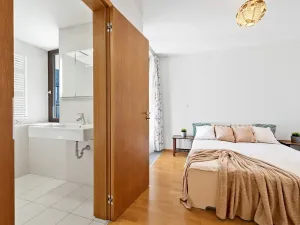 Pronájem bytu 2+kk, Praha - Žižkov, Ke kapslovně, 67 m2