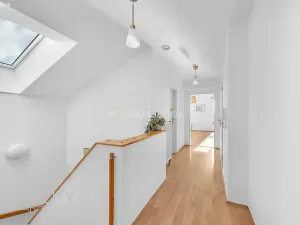 Prodej bytu 4+kk, Praha - Zbraslav, Jaromíra Vejvody, 187 m2