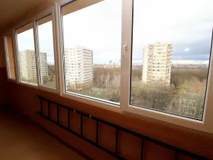 Pronájem bytu 2+kk, Praha, Novodvorská, 55 m2