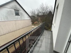 Pronájem atypického bytu, Praha - Stodůlky, Frimlova, 196 m2