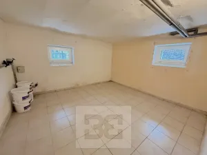 Pronájem atypického bytu, Praha - Stodůlky, Frimlova, 196 m2