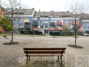 Prodej bytu 2+kk, Praha - Kbely, Herlíkovická, 50 m2