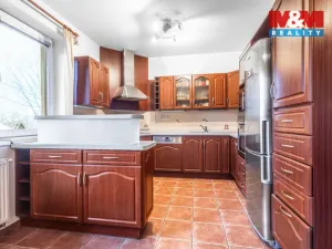 Prodej rodinného domu, Zlosyň, 142 m2