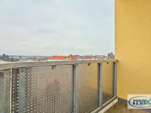 Prodej bytu 2+1, Sezemice, Spojovací, 58 m2