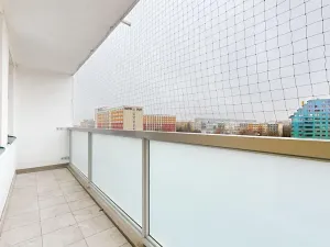 Pronájem bytu 3+1, Praha - Střížkov, Děčínská, 87 m2