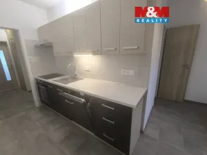 Pronájem bytu 3+1, Ústí nad Labem - Severní Terasa, Kmochova, 82 m2