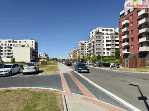 Pronájem garáže, Praha - Dolní Měcholupy, Kardausova, 14 m2