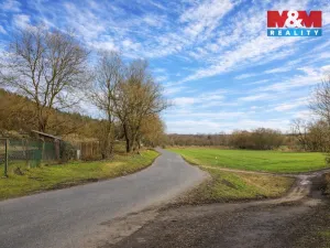 Prodej zahrady, Hoštka, 1330 m2