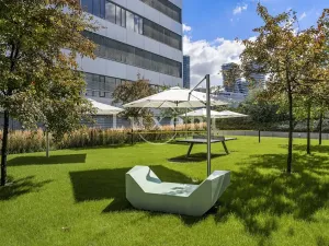 Pronájem obchodního prostoru, Praha, Na hřebenech II, 630 m2