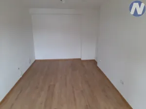 Pronájem bytu 2+kk, Husinec, Komenského, 34 m2