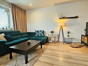 Pronájem bytu 2+kk, Opava, Ratibořská, 55 m2