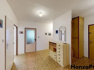 Prodej bytu 4+1, Praha - Černý Most, Kuttelwascherova, 97 m2