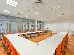 Pronájem kanceláře, Praha - Karlín, Sokolovská, 151 m2