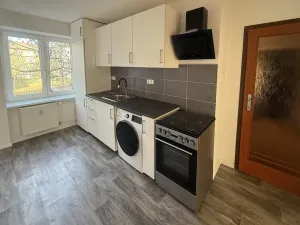 Prodej bytu 2+1, Plzeň, Suvorovova, 51 m2