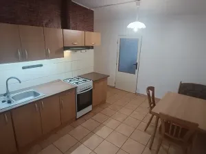 Pronájem bytu 3+1, Domažlice, náměstí Míru, 78 m2
