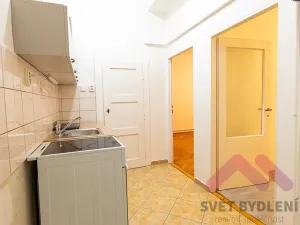 Pronájem bytu 2+kk, Praha - Dejvice, Zelená, 49 m2
