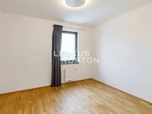 Pronájem bytu 4+kk, Praha - Modřany, Mezi vodami, 112 m2