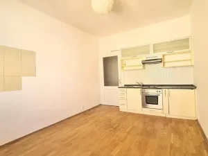 Pronájem bytu 2+kk, Praha - Vršovice, Slovinská, 42 m2