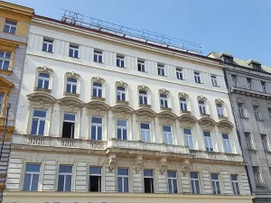 Pronájem kanceláře, Praha - Nové Město, Hybernská, 19 m2