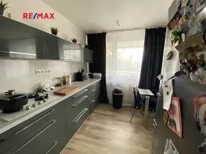 Prodej bytu 3+kk, Praha - Prosek, Vysočanská, 73 m2