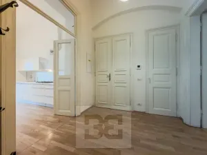 Pronájem bytu 3+1, Praha - Vinohrady, Mánesova, 111 m2