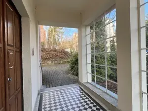 Prodej bytu 1+kk, Karlovy Vary, Poděbradská, 58 m2