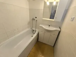 Pronájem bytu 2+1, Ústí nad Labem, Meruňková, 62 m2