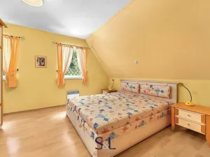 Pronájem chalupy, Česká Kamenice, 88 m2