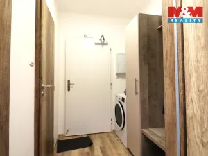 Pronájem bytu 1+kk, Ostrov - Horní Žďár, 28 m2