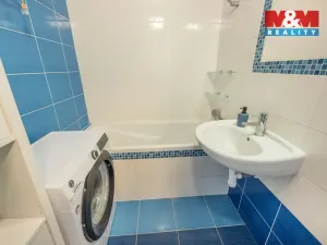 Prodej bytu 3+1, Praha - Bohnice, Dolákova, 74 m2