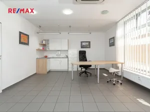 Pronájem ordinace, Praha - Nusle, Hradeckých, 62 m2