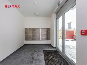 Pronájem bytu 2+kk, Hostivice, Cihlářská, 46 m2