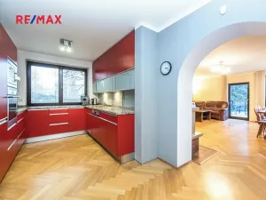 Pronájem rodinného domu, Mirošovice, Senohrabská, 150 m2