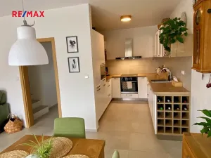 Pronájem rodinného domu, Mukařov, Na Kopci, 103 m2