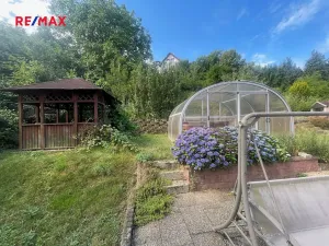 Prodej vily, Měchenice, Hlavní, 330 m2