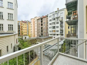 Prodej bytu 2+kk, Praha - Vinohrady, Laubova, 48 m2