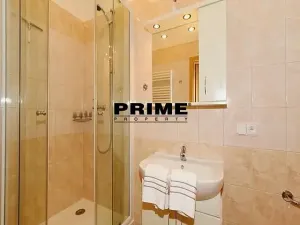 Pronájem bytu 2+kk, Praha - Vinohrady, Na Kozačce, 42 m2