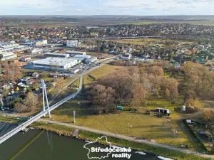 Prodej komerčního pozemku, Čelákovice, 1686 m2