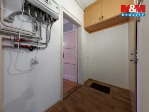 Prodej bytu 3+1, Karlovy Vary, Bulharská, 102 m2