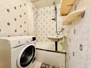 Prodej bytu 2+1, Třebíč, Modřínová, 56 m2