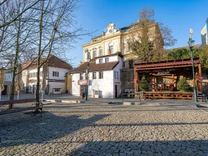 Pronájem bytu 3+kk, Beroun, Náměstí Joachima Barranda, 81 m2