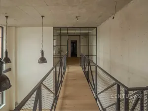 Prodej atypického bytu, Praha - Vysočany, Kolbenova, 181 m2