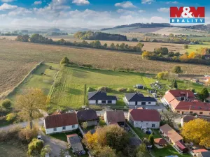 Prodej pozemku pro bydlení, Načeradec, 1388 m2