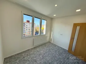 Pronájem bytu 4+1, Plzeň, Strážnická, 83 m2