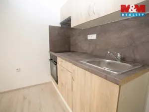 Pronájem bytu 1+kk, Jindřichův Hradec - Jindřichův Hradec V, Kosmonautů, 31 m2